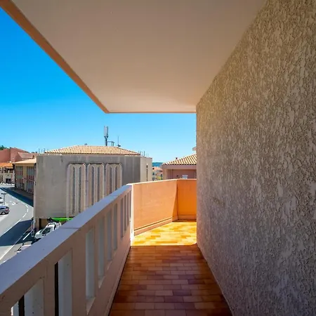 T2 En Hypercentre -Parking Prive-Clim-Proche Plage Sainte-Maxime Exterior photo