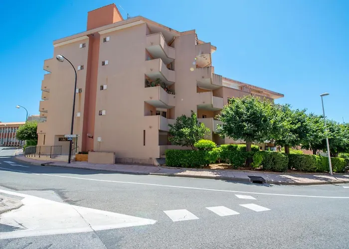 T2 En Hypercentre -Parking Prive-Clim-Proche Plage